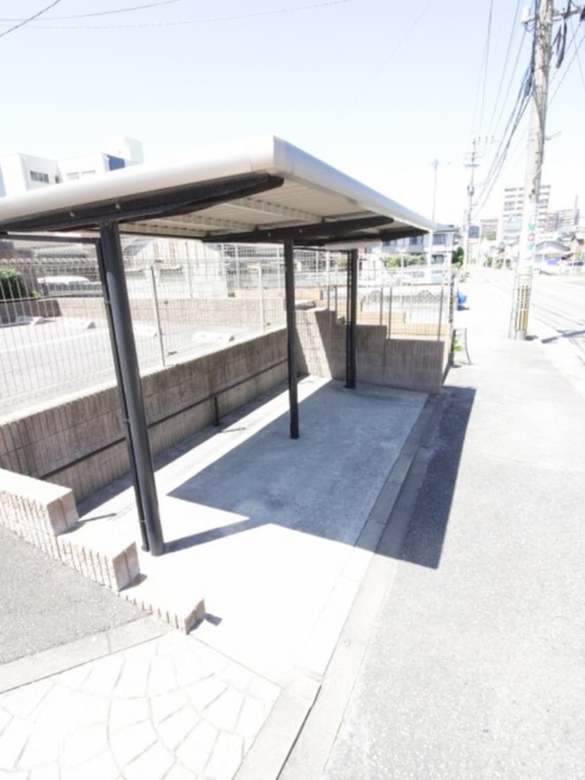 駐輪場 ロアーブル参番館