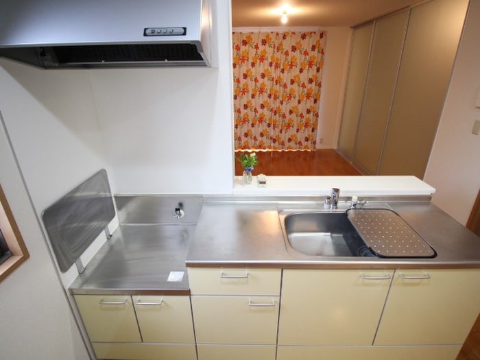 キッチン ロアーブル参番館