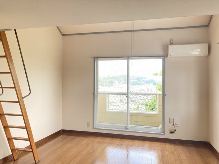 居室 コートビレッジB棟