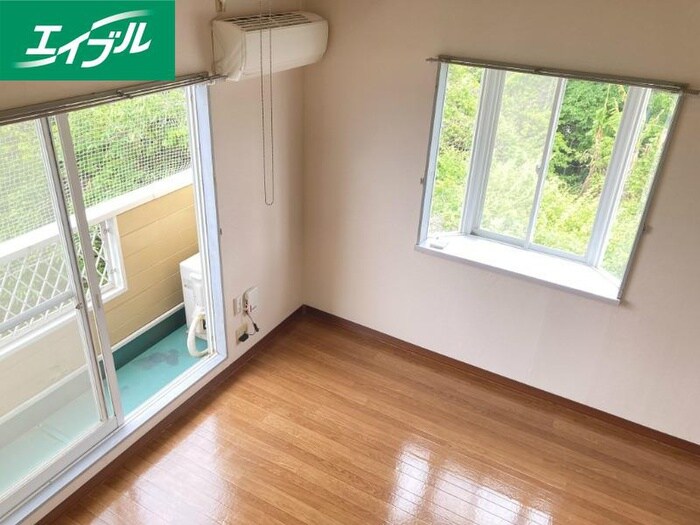 居室 コートビレッジB棟