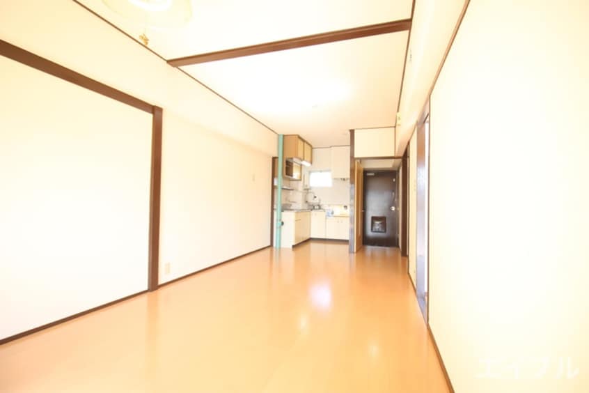 居室 二日市ビル