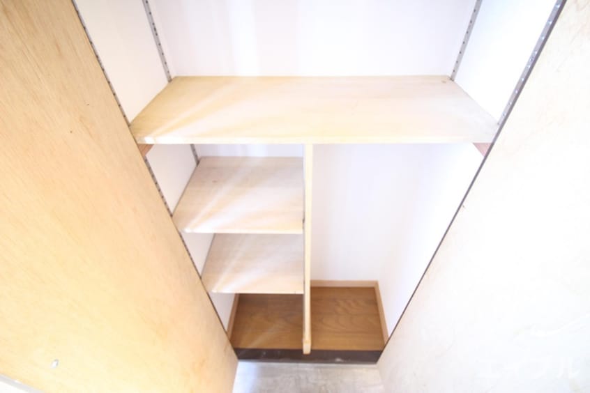 靴箱 二日市ビル