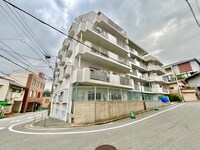 ホワイトパレス枝光(201)