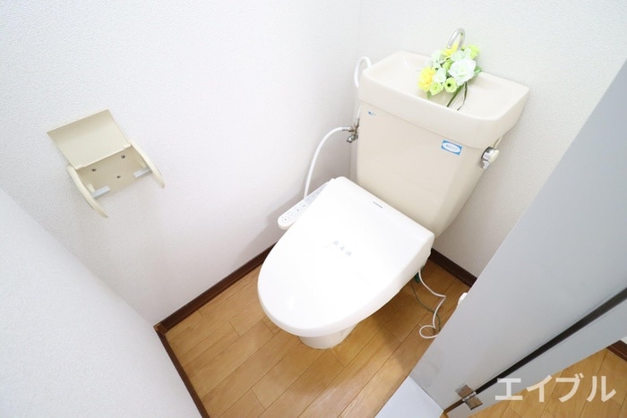 トイレ コートビレッジC棟