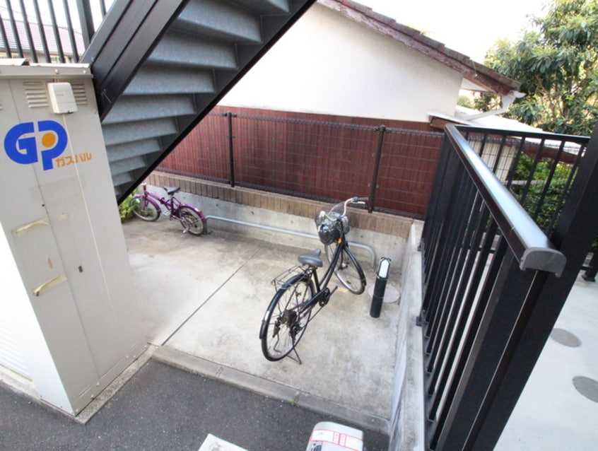 駐輪場 コンドミニヨン