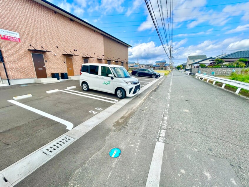 駐車場 ブレッザ遠賀野C棟