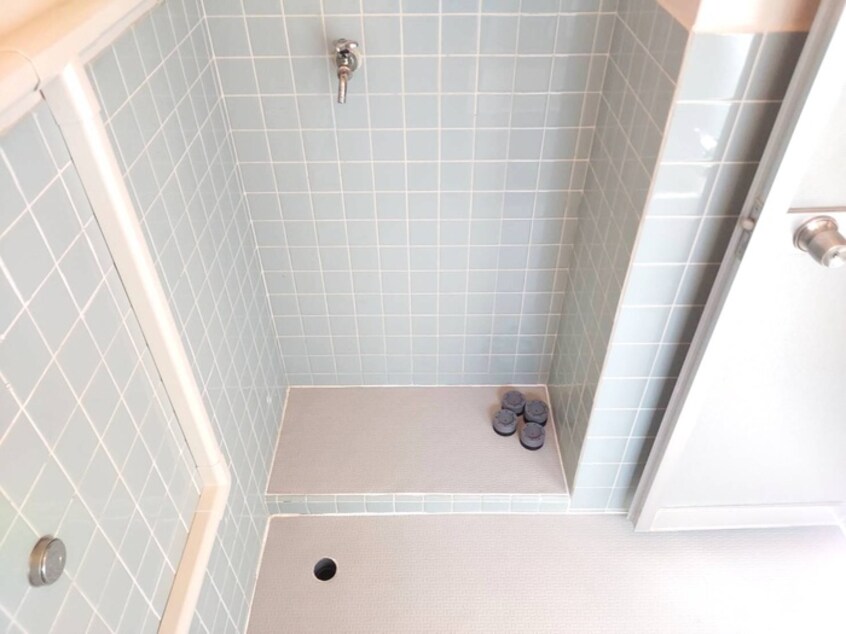 洗濯機置場 モンシャトレⅠ