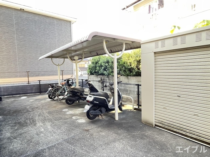 駐輪場 フライ・ハイト通古賀