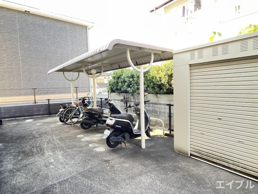 駐輪場 フライ・ハイト通古賀