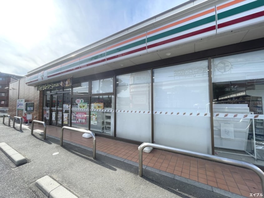 セブンイレブン太宰府通古賀３丁目店(コンビニ)まで400m フライ・ハイト通古賀