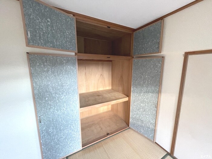収納 RESIAS　CHIKUSHINO　BLDG.