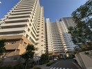 ﾓﾝﾄｰﾚ香椎浜ｻ-ﾌﾀﾜ-ｲ-ｽﾄｳｲﾝｸﾞの外観
