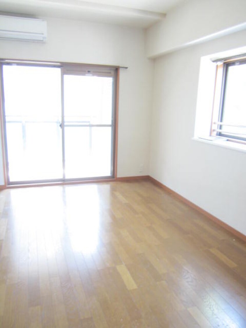 居室 ＳＩＲＩＵＳ