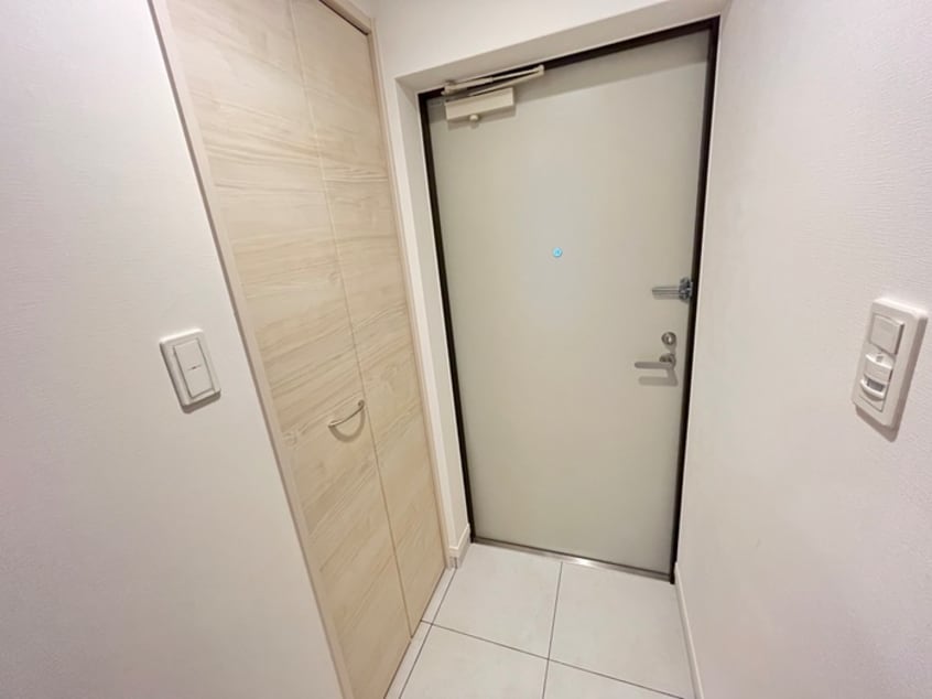 玄関 コンダクトレジデンスANO