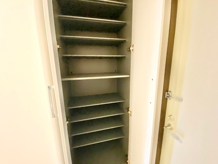 靴箱 コンダクトレジデンスANO