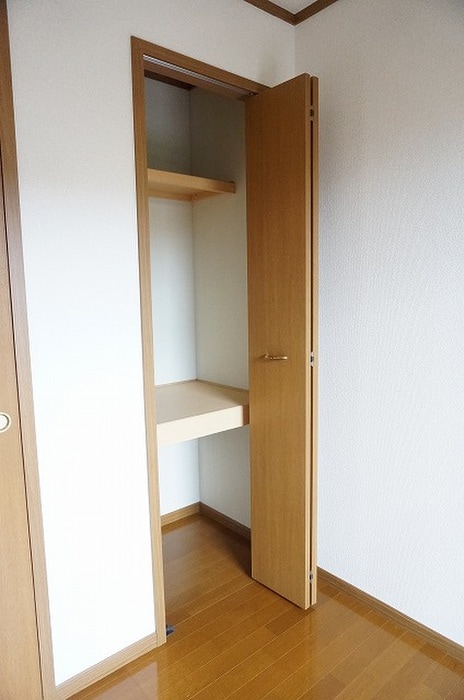 収納 パイングローヴヒルズＢ