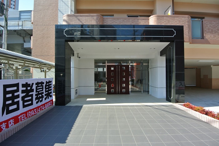 エントランス部分 グラーツィア畠中