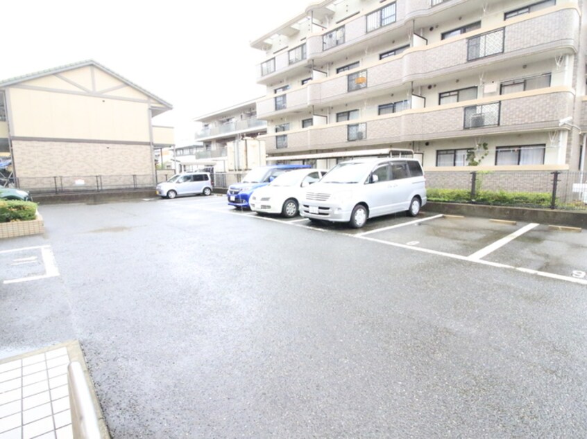 駐車場 ルミエール東大利