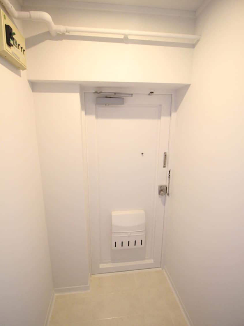 玄関 ﾋﾞﾚｯｼﾞﾊｳｽ今宿1号棟