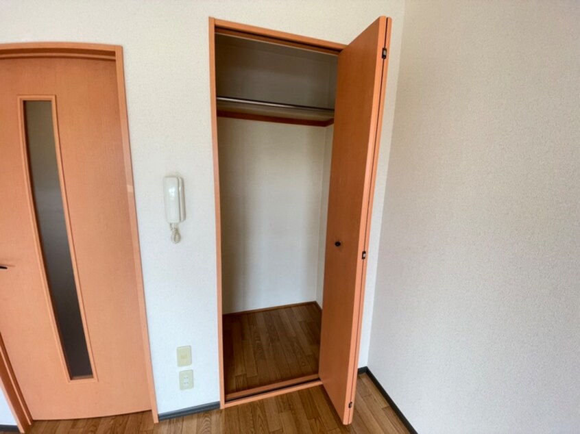 玄関 カンパ－ニュ出屋敷Ⅱ