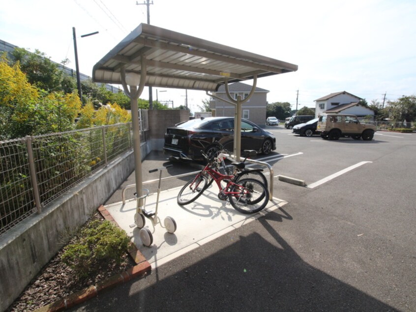 駐輪場 プロムナード上上津役A
