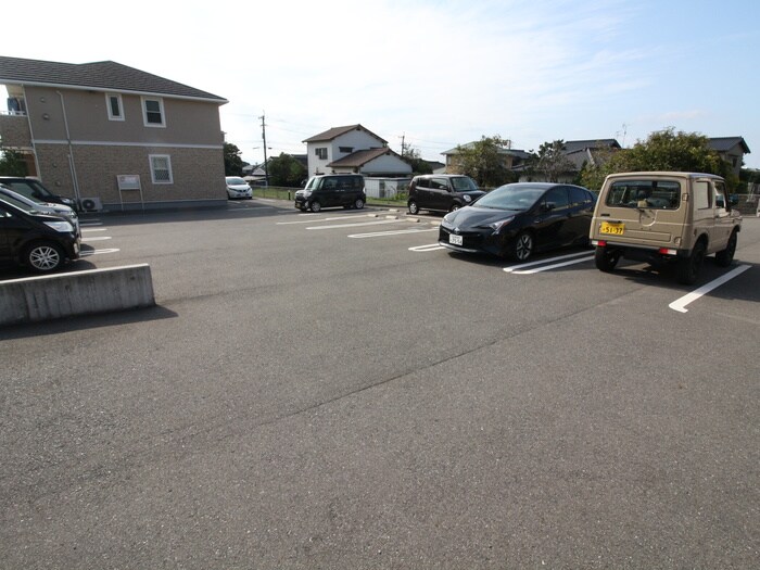 駐車場 プロムナード上上津役A