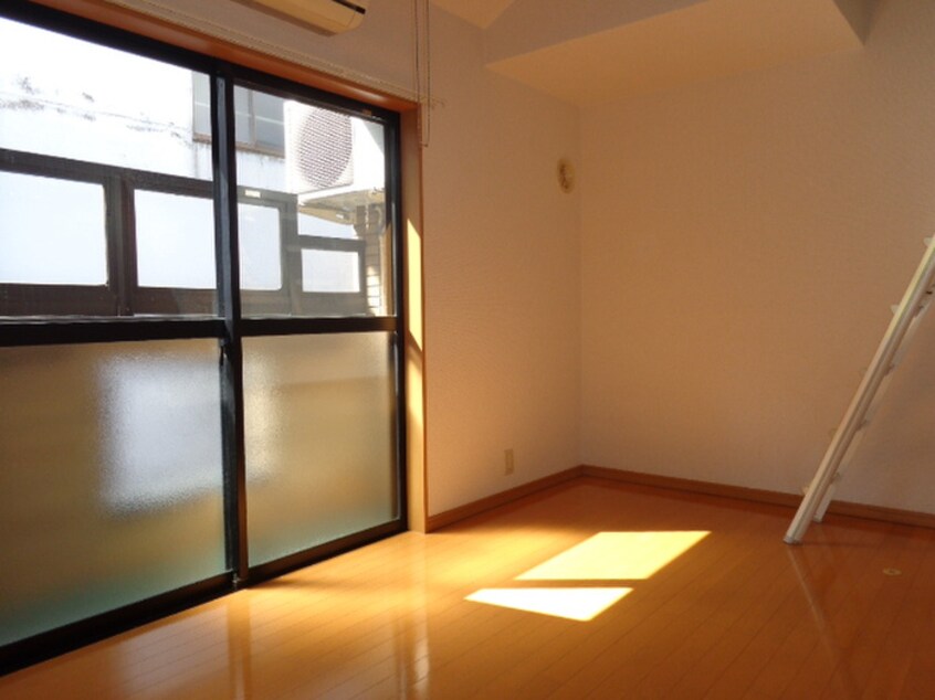 居室 アリストコート井尻