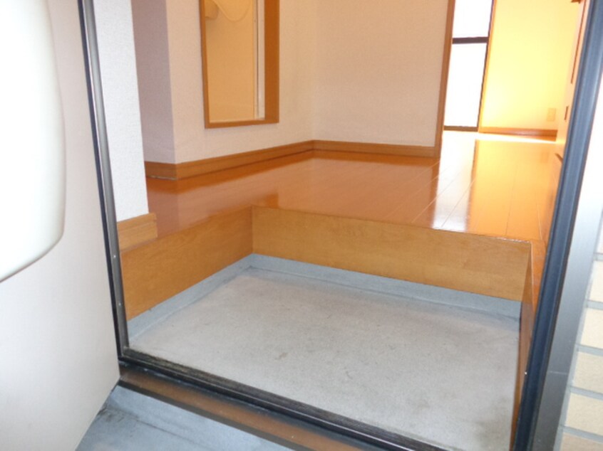 玄関 アリストコート井尻