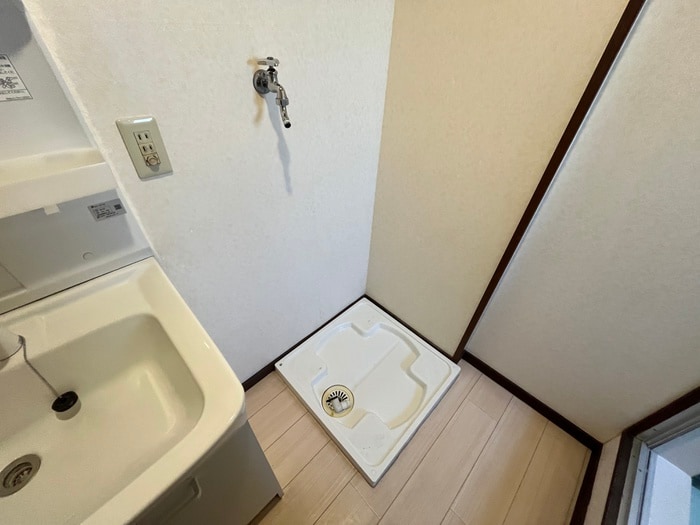 洗濯機置場 清水ビル穴生マンション