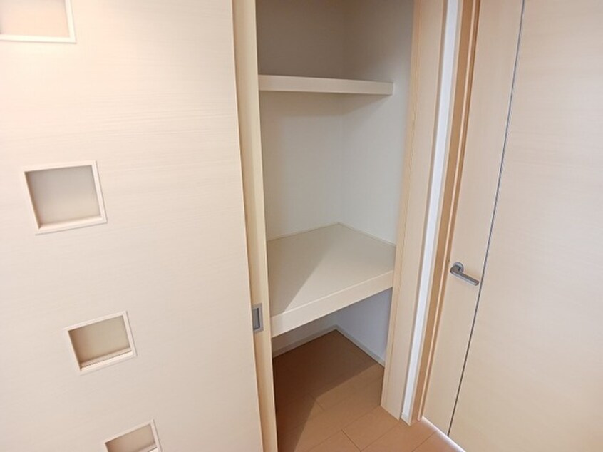 収納 エスカーザ