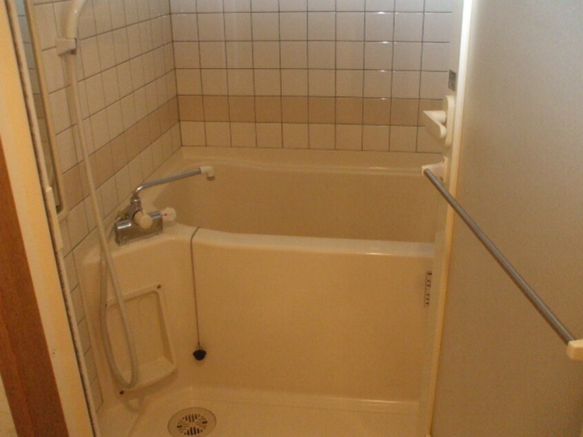 バス／シャワールーム等 コートハウス槇
