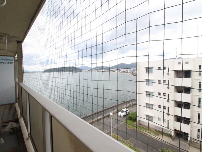 室内からの展望 ビレッジハウス今宿3号棟