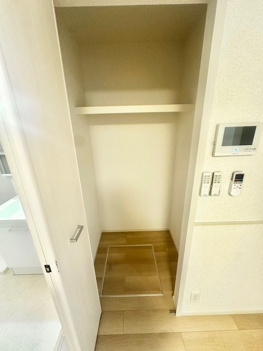 収納 仮）グローリア・ヒデB