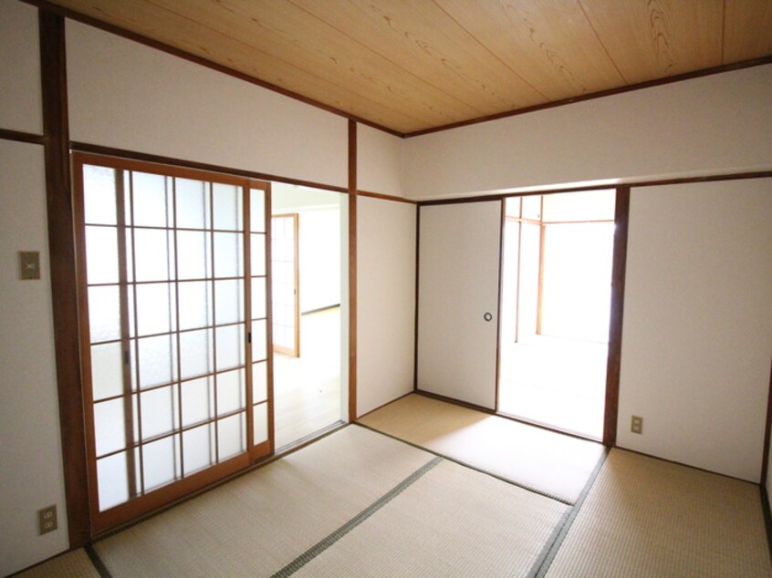 居室 原口ビル