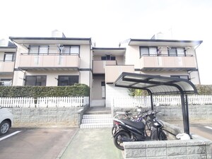 コスモピア春日３