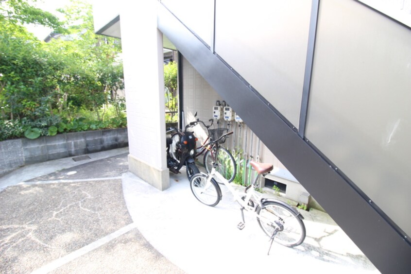 駐輪場 パナハイツ美しが丘南