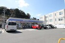 ローソン 門司上二十町店(コンビニ)まで210m オアシス大里東Ｂ