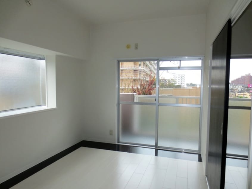 居室 シャトレ岸ノ浦