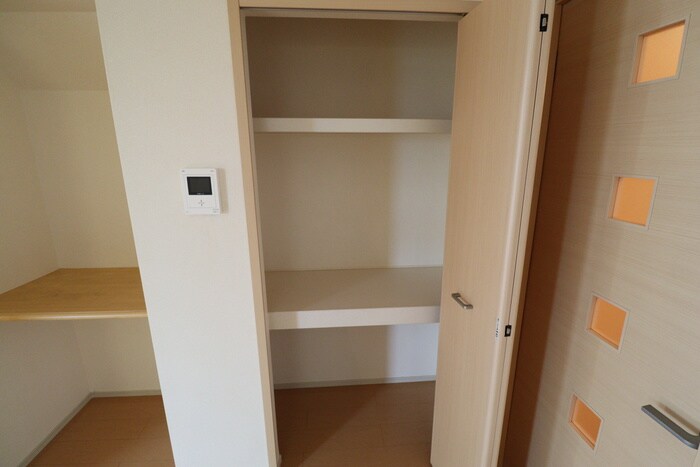 収納 ハルシアン・パーク　B