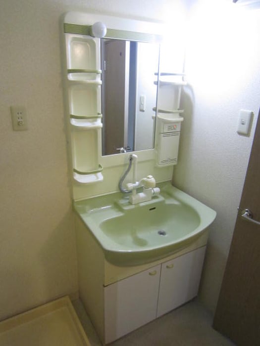 洗面 ダイナコ－ト折尾Ⅱ(504)