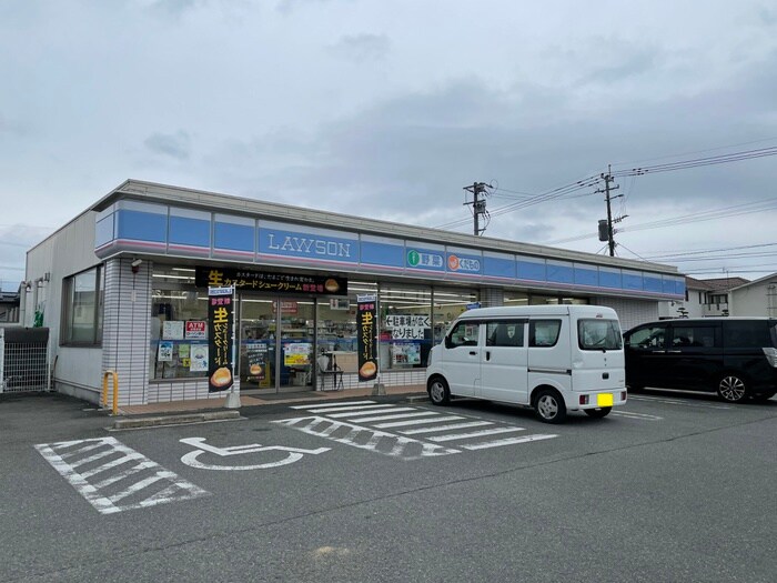 ローソン飯塚楽市店(コンビニ)まで441m 楽市リバーサイドプレイス２