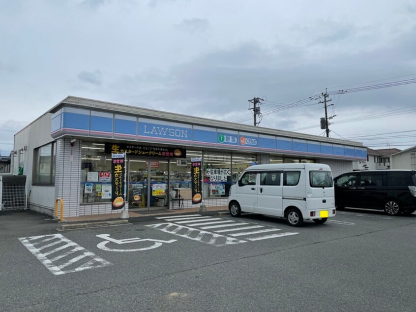 ローソン飯塚楽市店(コンビニ)まで441m 楽市リバーサイドプレイス２