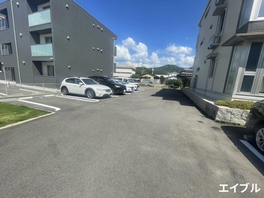 駐車場 the Terrace 御井町