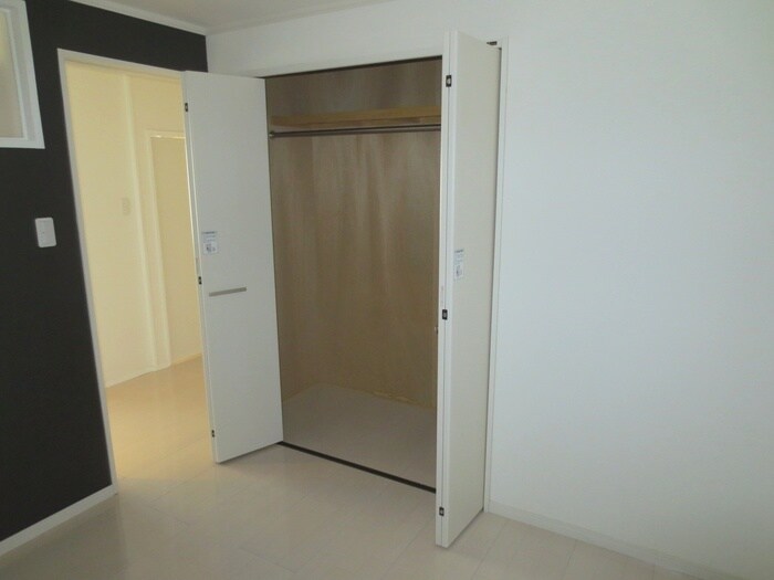 収納 ロ－ド黒崎