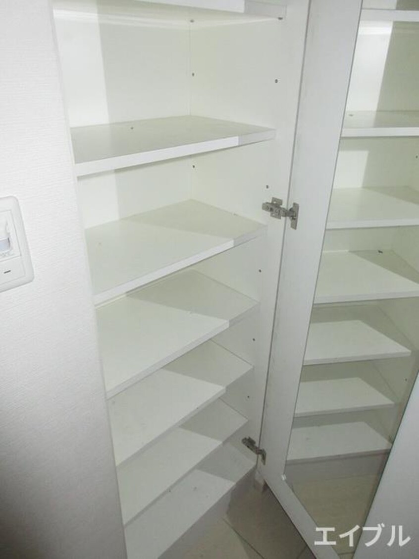 靴箱 ｻｳﾞｫｲﾘﾄﾘｰﾄﾊｳｽ（1302）