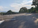 駐車場 メゾン東二島
