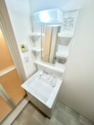 洗面 Ｃｒｅｃｉａ陣原