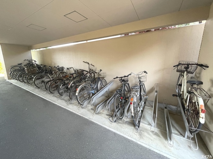 駐輪場 グランドゥール古祇園