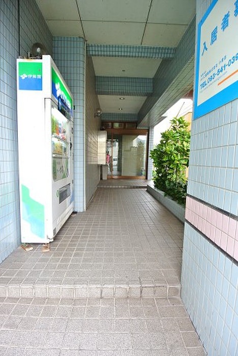 エントランス部分 シェリール片野通り
