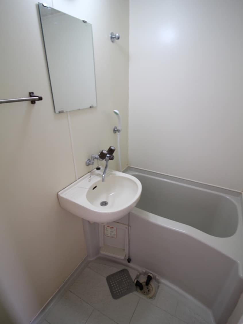 バス／シャワールーム等 シャトレ新町